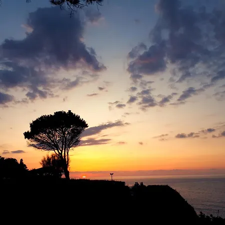 Villa Giulia Fronte Mare Con Privata