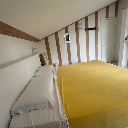 Villa Giulia Fronte Mare Con Privata *