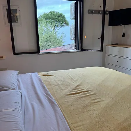 Villa Giulia Fronte Mare Con Privata Cefalu