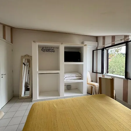 Villa Giulia Fronte Mare Con Privata