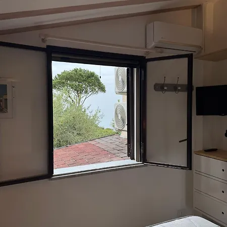 Giulia Fronte Mare Con Privata Villa *
