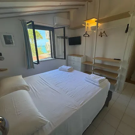 Villa Giulia Fronte Mare Con Privata