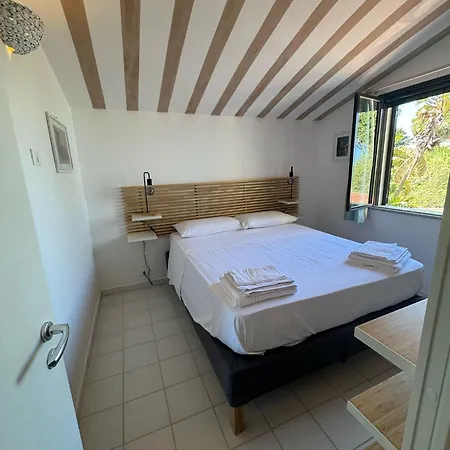 Giulia Fronte Mare Con Privata Villa